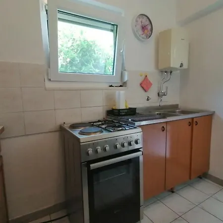 Apartment In Mit Grill, Terrasse Und Garten *